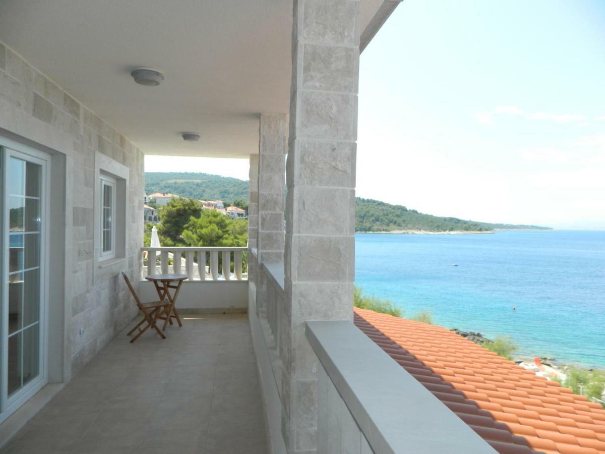 Schoenes Ferienhaus Direkt Am Meer Стоморска Екстериор снимка